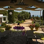 Buras Villa Skinária